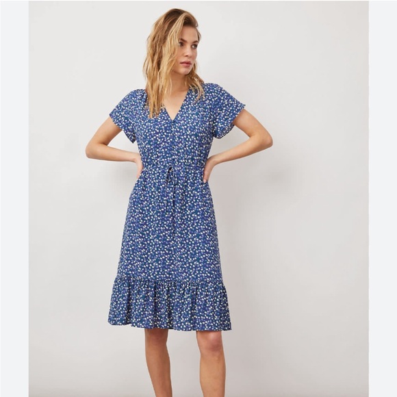 Rails Dresses & Skirts - Rails Kiki Navy Ditsy Floral Midi Dress Size Medium